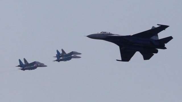 Srušio se borbeni avion, jedna osoba poginula Srušio se borbeni avion, jedna osoba poginula