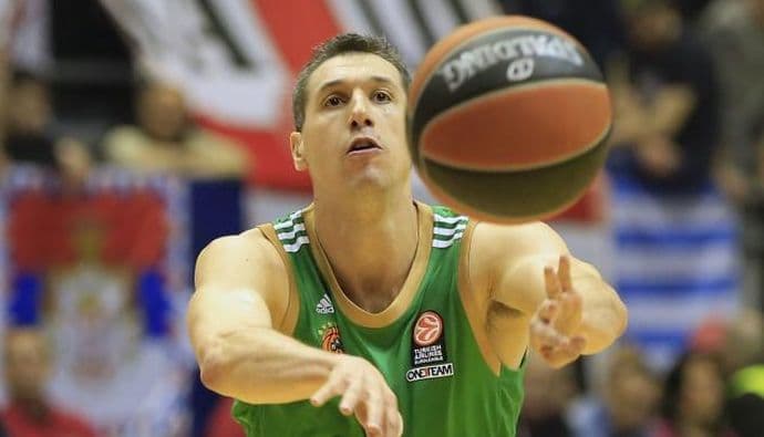 Panatinaikos povlači Dijamantidisov dres Panatinaikos povlači Dijamantidisov dres