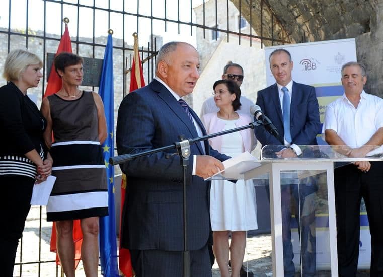 Promocija povezivanja širokopojasnim internetom graničnih oblasti planine Prokletije Promocija povezivanja širokopojasnim internetom graničnih oblasti planine Prokletije