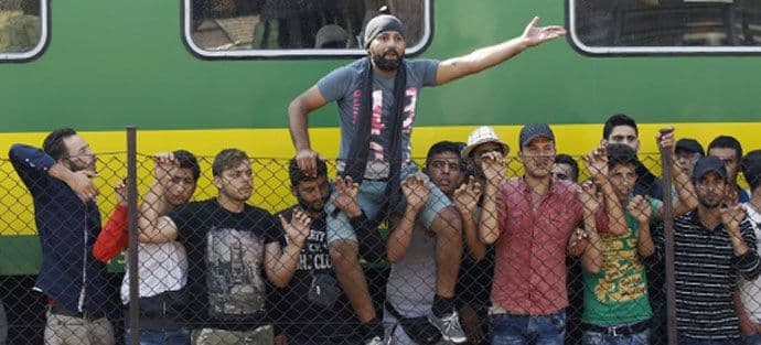 Mađarska pooštrila zakon protiv migranata Mađarska pooštrila zakon protiv migranata