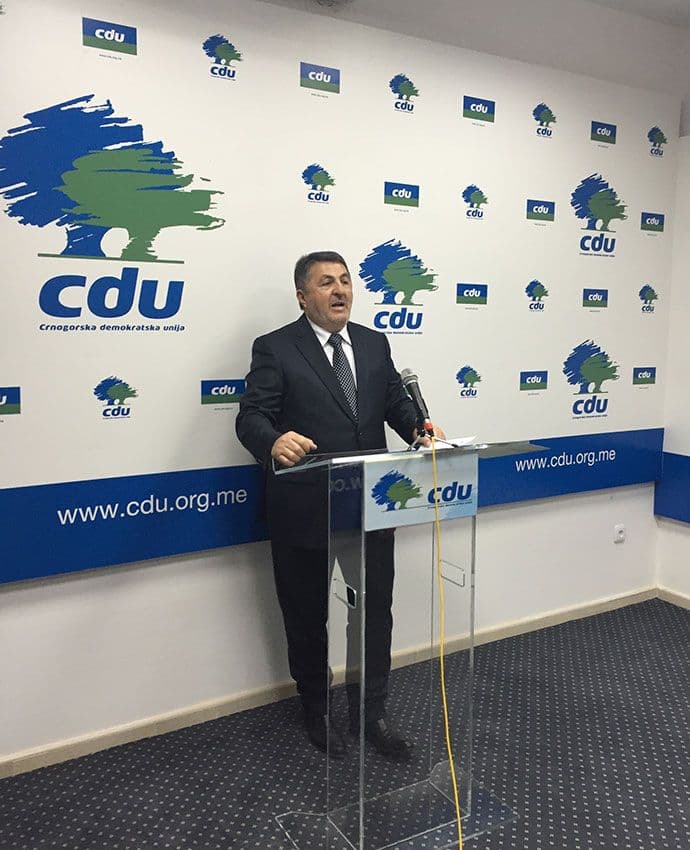 IVANČEVIĆ: Napad na Mihaila rezultat sastanka vrha SPC i opozicije IVANČEVIĆ: Napad na Mihaila rezultat sastanka vrha SPC i opozicije