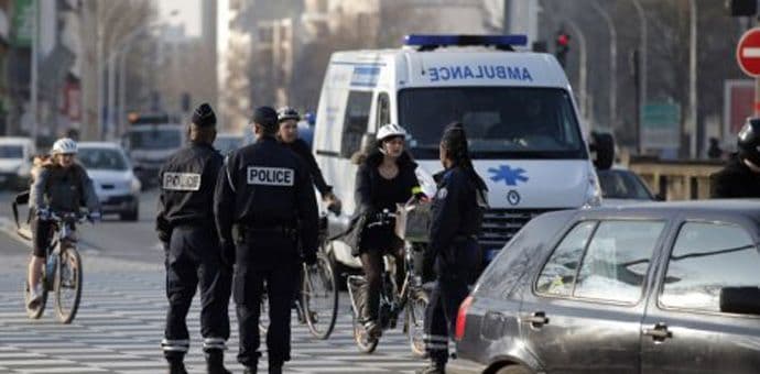 Talačka kriza u zatvoru u Francuskoj Talačka kriza u zatvoru u Francuskoj