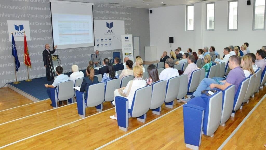 UCG treba da definiše specifičnu orijentaciju UCG treba da definiše specifičnu orijentaciju