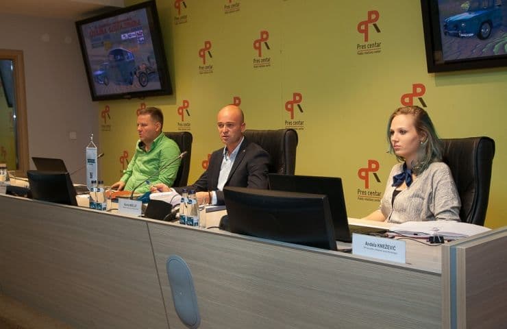 Izložba oldtajmera 13. septembra na Krupcu Izložba oldtajmera 13. septembra na Krupcu