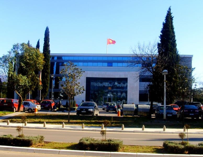 Sporazum o saradnji između Uprave za kadrove i Asocijacije menadžera Crne Gore Sporazum o saradnji između Uprave za kadrove i Asocijacije menadžera Crne Gore