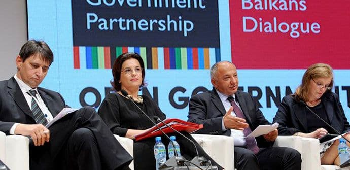 Lazović: Obezbijediti kapacitete za odgovornu i efikasnu javnu upravu Lazović: Obezbijediti kapacitete za odgovornu i efikasnu javnu upravu