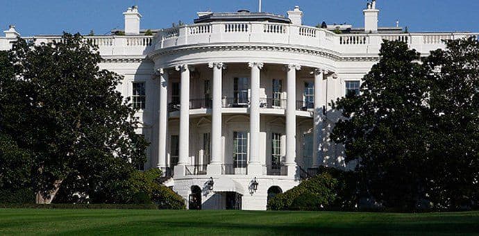 Bijela kuća: 10.000 sirijskih izbjeglica stiže u SAD Bijela kuća: 10.000 sirijskih izbjeglica stiže u SAD