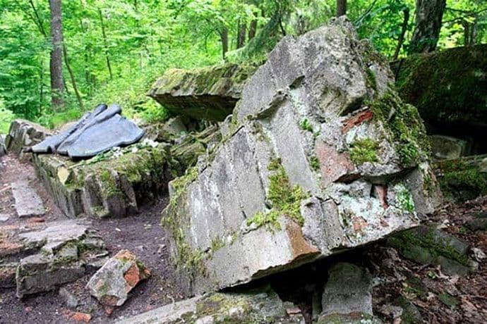 Pronađen Hitlerov bunker u Poljskoj? Pronađen Hitlerov bunker u Poljskoj?