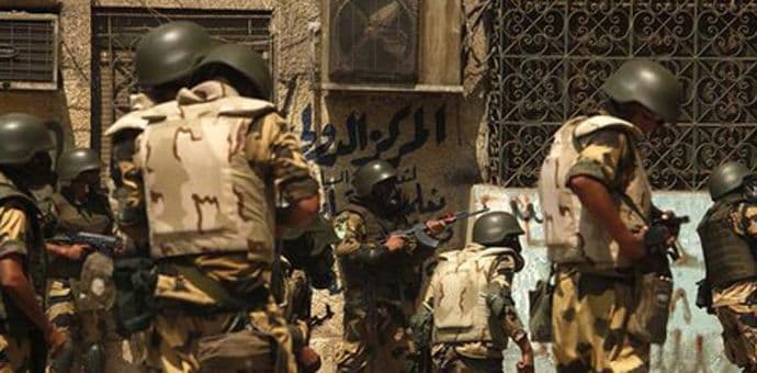 Policija ubila 12 turista u Egiptu Policija ubila 12 turista u Egiptu