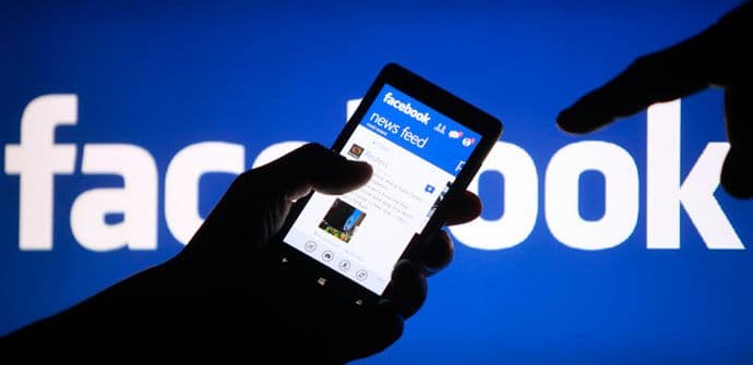 Fejsbuk želi da uvede virtuelnu realnost za telefone? Fejsbuk želi da uvede virtuelnu realnost za telefone?