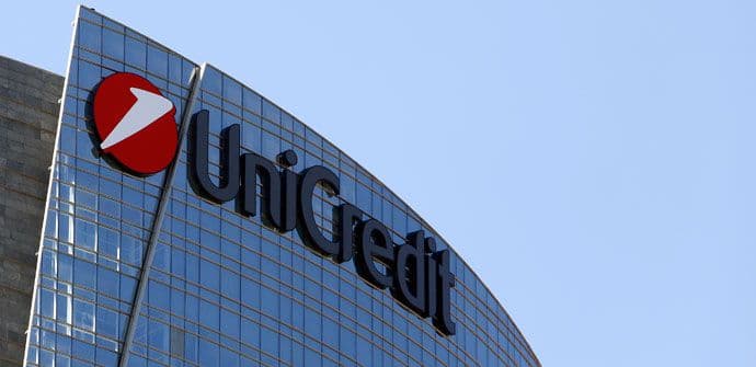 UniCredit otpušta deset hiljada zaposlenih UniCredit otpušta deset hiljada zaposlenih