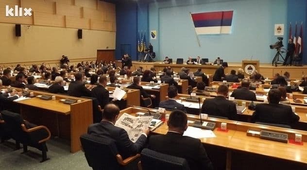 RS: Povučena tačka dnevnog reda o Rezoluciji o genocidu u Srebrenici RS: Povučena tačka dnevnog reda o Rezoluciji o genocidu u Srebrenici