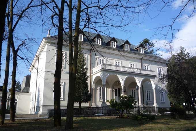 Cetinje: Održan jedanaesti međunarodni naučni skup anglista Cetinje: Održan jedanaesti međunarodni naučni skup anglista