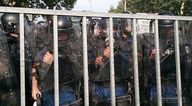 Migranti probili ogradu na granici s Mađarskom Migranti probili ogradu na granici s Mađarskom