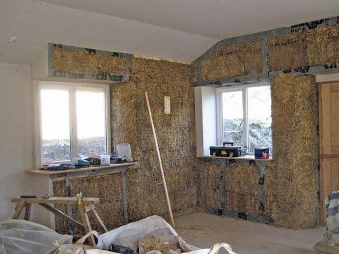 Kuća od slame koju ne možete oduvati (FOTO) Kuća od slame koju ne možete oduvati (FOTO)