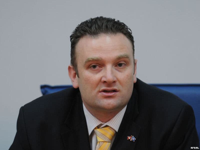 KENTERA: Neznanje među onima koji su i protiv i za NATO KENTERA: Neznanje među onima koji su i protiv i za NATO