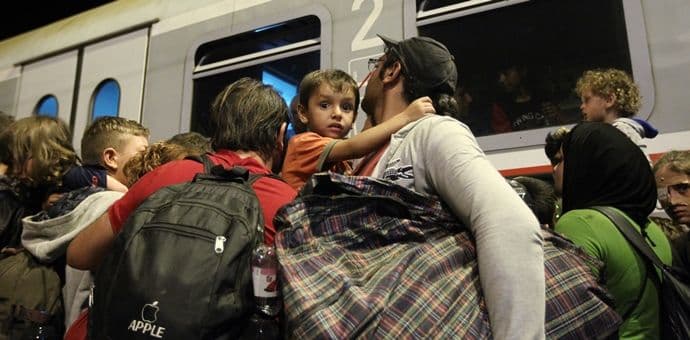 U Hrvatsku već stiglo 25.000 migranata, zatvorena većina graničnih prelaza U Hrvatsku već stiglo 25.000 migranata, zatvorena većina graničnih prelaza