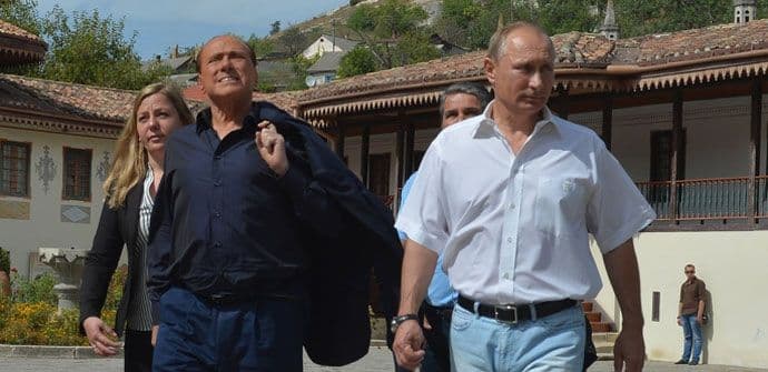 Putin i Berluskoni popili bocu najskupocjenijeg krimskog vina? Putin i Berluskoni popili bocu najskupocjenijeg krimskog vina?