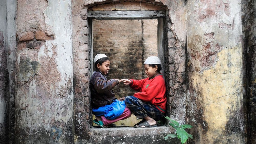 Viktor Ivančić: Bilježnica Robija K.: Među izbama Viktor Ivančić: Bilježnica Robija K.: Među izbama