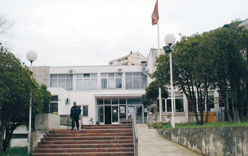 Policija: Svi kapaciteti angažovani na otkrivanju ubice Stane Božović Policija: Svi kapaciteti angažovani na otkrivanju ubice Stane Božović