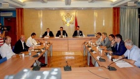 ODBOR ZA EKONOMIJU: Usvojiti Predlog zakona o energetici ODBOR ZA EKONOMIJU: Usvojiti Predlog zakona o energetici