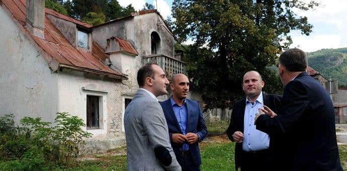 Ministar Goranović najavio obnovu porodične kuće Borislava Pekića u Šavniku Ministar Goranović najavio obnovu porodične kuće Borislava Pekića u Šavniku