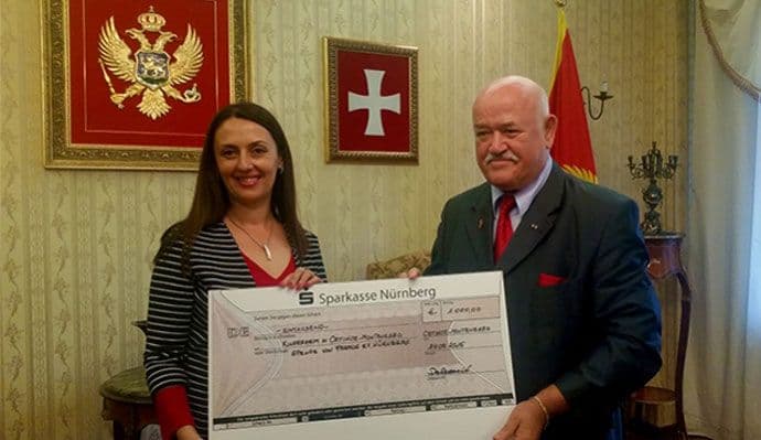 Donacija Dnevnom centru za djecu i omladinu sa smetnjama i teškoćama u razvoju Donacija Dnevnom centru za djecu i omladinu sa smetnjama i teškoćama u razvoju