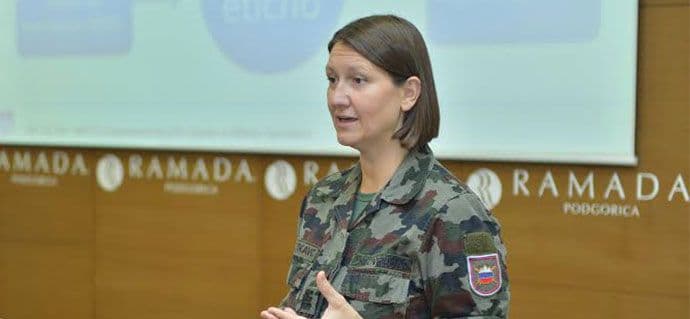 Suzana TKAVC: Nije bitan samo procenat žena u vojsci, već i na kojim su pozicijama Suzana TKAVC: Nije bitan samo procenat žena u vojsci, već i na kojim su pozicijama