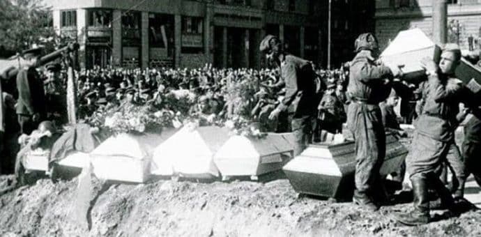 Oskrnavljeno više od 50 grobova vojnika Crvene armije Oskrnavljeno više od 50 grobova vojnika Crvene armije