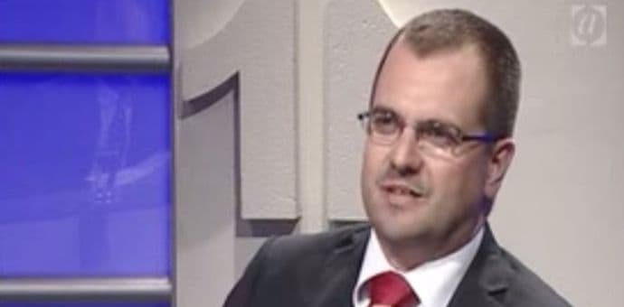 Savjetnik Mandića priveden na podgoričkom aerodromu Savjetnik Mandića priveden na podgoričkom aerodromu