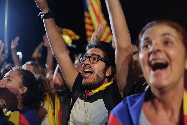 Apsolutna većina strankama za otcjepljenje od Španije Apsolutna većina strankama za otcjepljenje od Španije