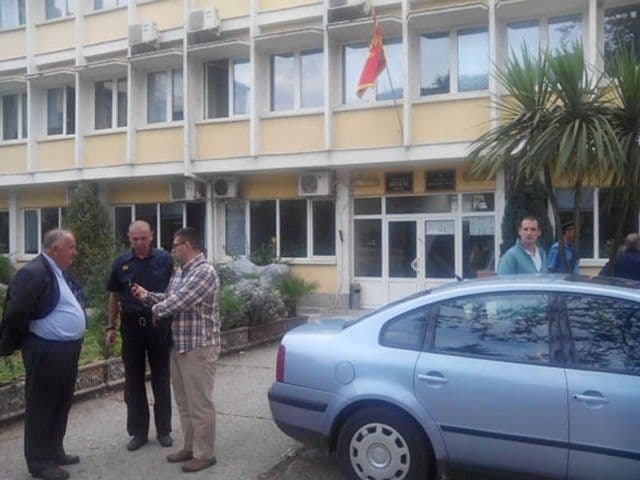 Kotor: Zbog dojave o bombi, evakuisan Osnovni sud Kotor: Zbog dojave o bombi, evakuisan Osnovni sud