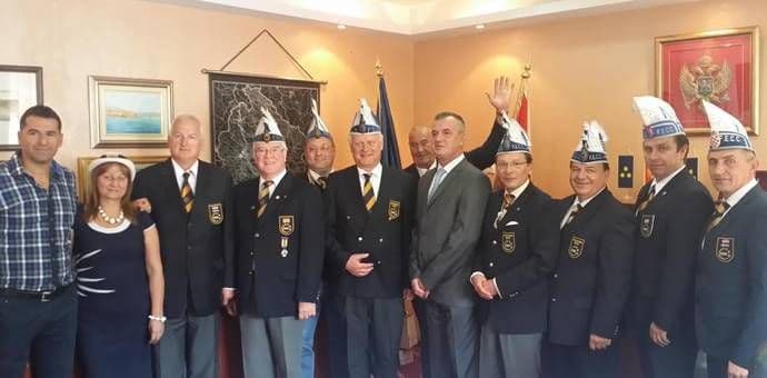 Popović primio predstavnike Federacije karnevalskih gradova Evrope Popović primio predstavnike Federacije karnevalskih gradova Evrope