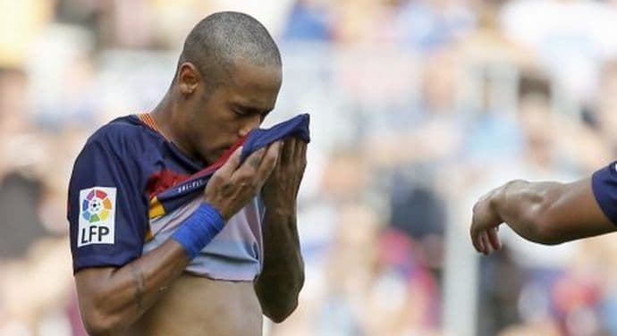 Zašto je Nejmar obrijao glavu? Zašto je Nejmar obrijao glavu?