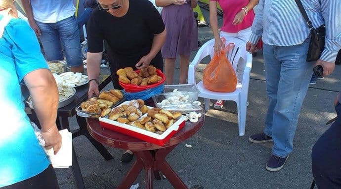 Demonstrantima stigle priganice iz Zete, Đukanović: MUP nije vremenski ograničio protest Demonstrantima stigle priganice iz Zete, Đukanović: MUP nije vremenski ograničio protest