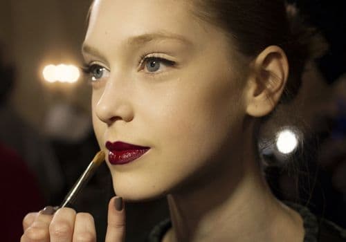 Ova tri načina šminkanja su apsolutni hit ove jeseni Ova tri načina šminkanja su apsolutni hit ove jeseni