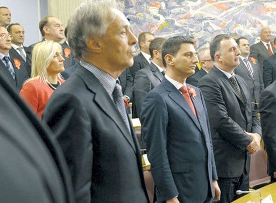 Uskoro sastanak dijela opozicije o budućoj saradnji:  Susret lidera kao izlazna strategija Fronta? Uskoro sastanak dijela opozicije o budućoj saradnji:  Susret lidera kao izlazna strategija Fronta?