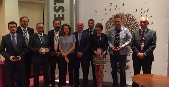 Dodijeljene nagrade i priznanja najuspješnijim učesnicima Infofesta 2015 Dodijeljene nagrade i priznanja najuspješnijim učesnicima Infofesta 2015