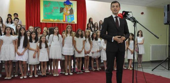 BOŠKOVIĆ: U prosvjeti oko 2.000 učitelja, 90 odsto čine žene BOŠKOVIĆ: U prosvjeti oko 2.000 učitelja, 90 odsto čine žene