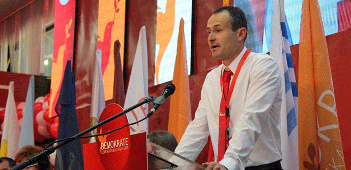 Radosavović: Grafit "Pravoslavlje ili smrt" u Sutomoru djelo UDBE Radosavović: Grafit "Pravoslavlje ili smrt" u Sutomoru djelo UDBE