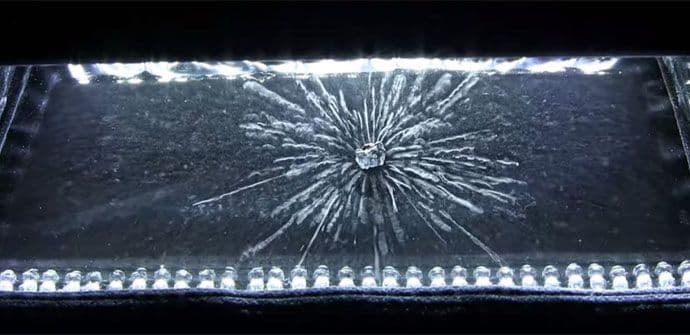 Ovako izgleda moć uranijuma (VIDEO) Ovako izgleda moć uranijuma (VIDEO)