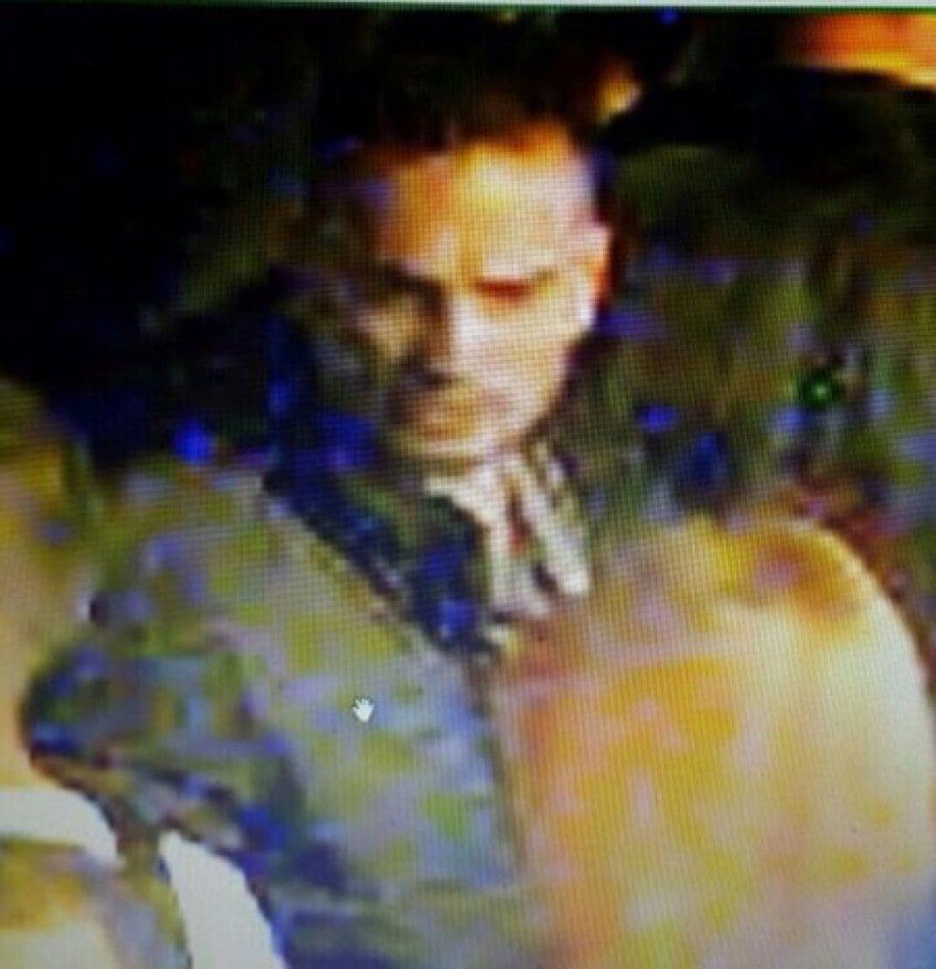 Varajiću zadržavanje do 72 sata zbog sumnje da je gađao policajce stolicom  Varajiću zadržavanje do 72 sata zbog sumnje da je gađao policajce stolicom