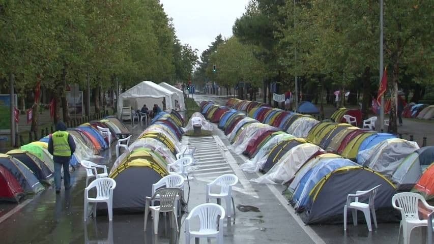 Protest "pokisnuo" Protest "pokisnuo"