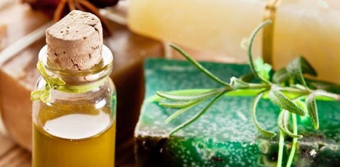 Prirodni antibiotici – četiri eterična ulja koja liječe upale Prirodni antibiotici – četiri eterična ulja koja liječe upale