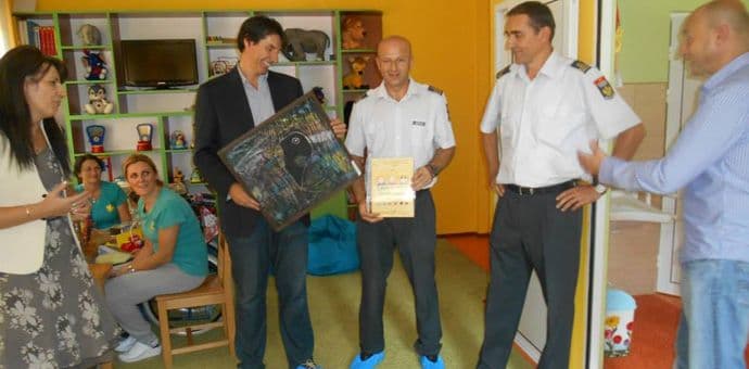 Uprava carina donirala ustanovama u Crnoj Gori trajno oduzetu robu Uprava carina donirala ustanovama u Crnoj Gori trajno oduzetu robu