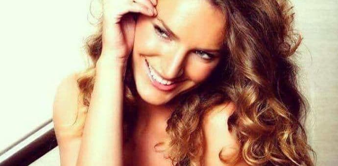 RAZOTKRIVANJE - Marija MIĆUNOVIĆ MISHAL: Emotivna i vesela Maruška RAZOTKRIVANJE - Marija MIĆUNOVIĆ MISHAL: Emotivna i vesela Maruška