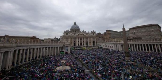 Francuska odustala od imenovanja gej ambasadora u Vatikanu Francuska odustala od imenovanja gej ambasadora u Vatikanu