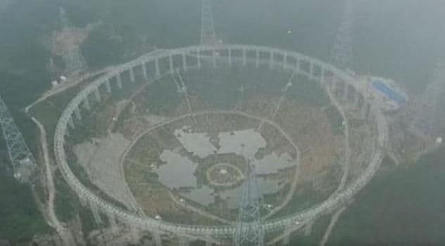 Kinezi uz pomoć najvećeg teleskopa kreću u potragu za vanzemaljcima Kinezi uz pomoć najvećeg teleskopa kreću u potragu za vanzemaljcima