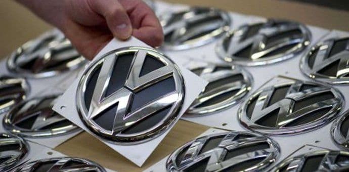 VW u Njemačkoj povlači još 2,4 miliona vozila VW u Njemačkoj povlači još 2,4 miliona vozila