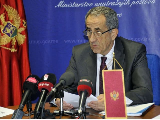 Abid Crnovršanin nije više pomoćnik ministra unutrašnjih poslova Abid Crnovršanin nije više pomoćnik ministra unutrašnjih poslova